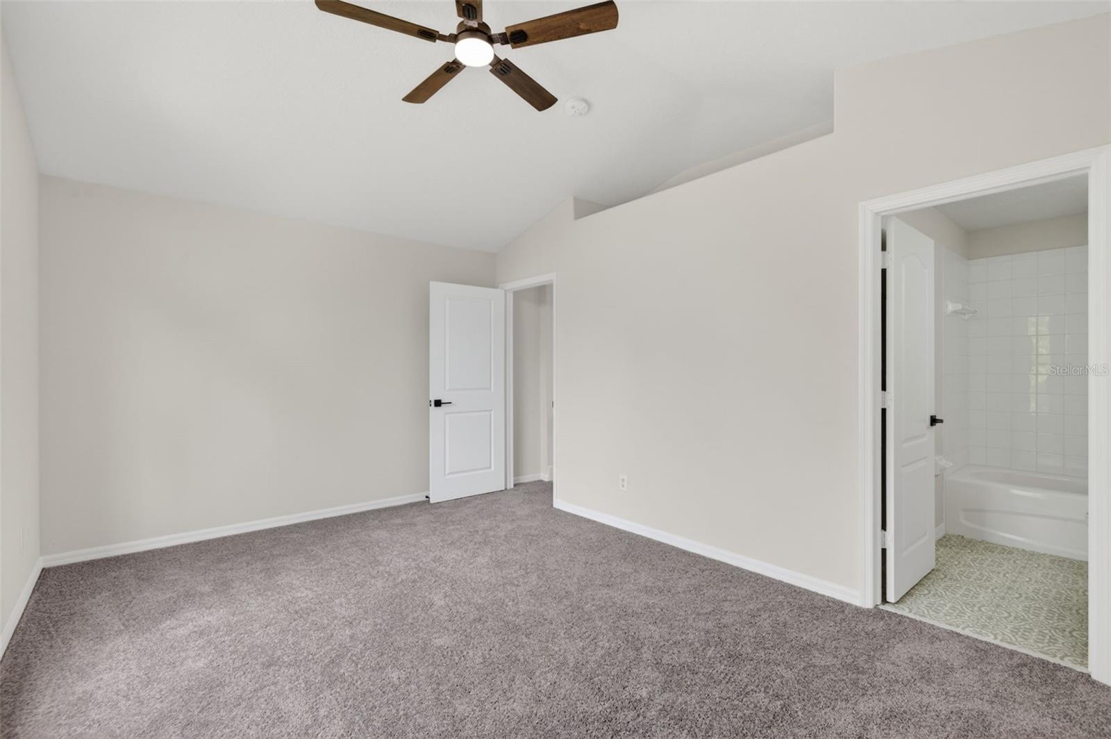 7705 NOTTINGHILL SKY DR, APOLLO BEACH, FL, 33572