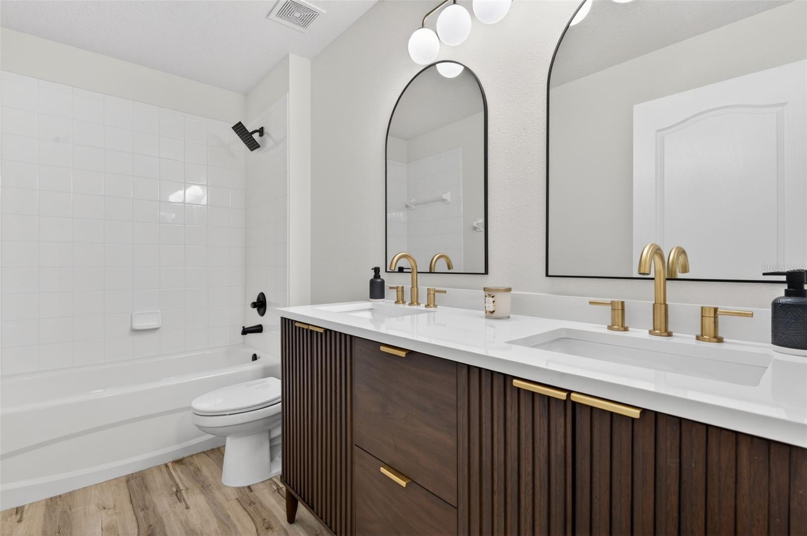 7705 NOTTINGHILL SKY DR, APOLLO BEACH, FL, 33572