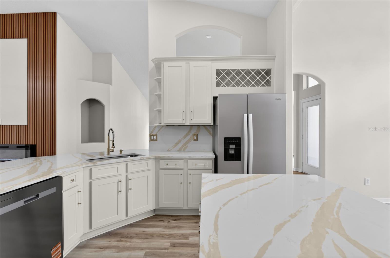7705 NOTTINGHILL SKY DR, APOLLO BEACH, FL, 33572