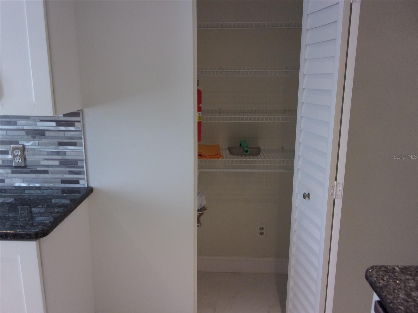 132 E CYPRESS CT, OLDSMAR, FL, 34677
