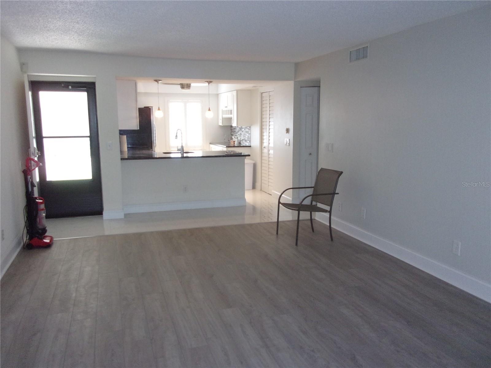 132 E CYPRESS CT, OLDSMAR, FL, 34677