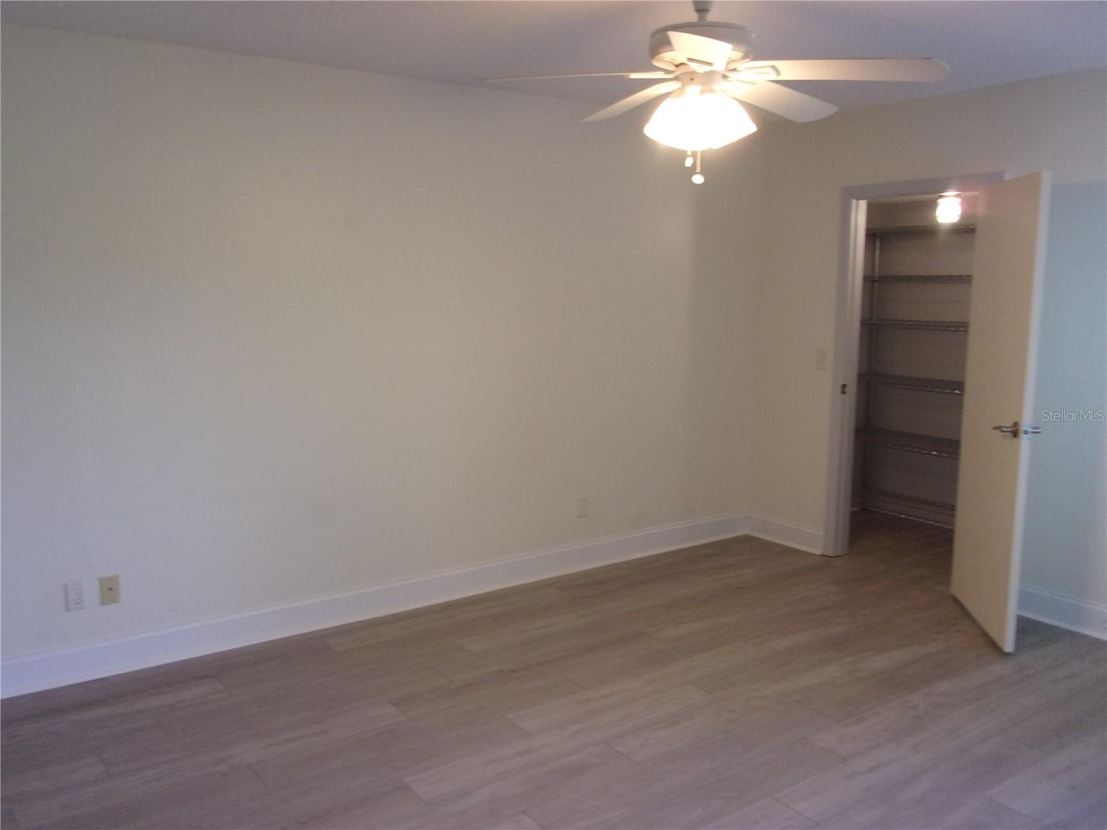 132 E CYPRESS CT, OLDSMAR, FL, 34677