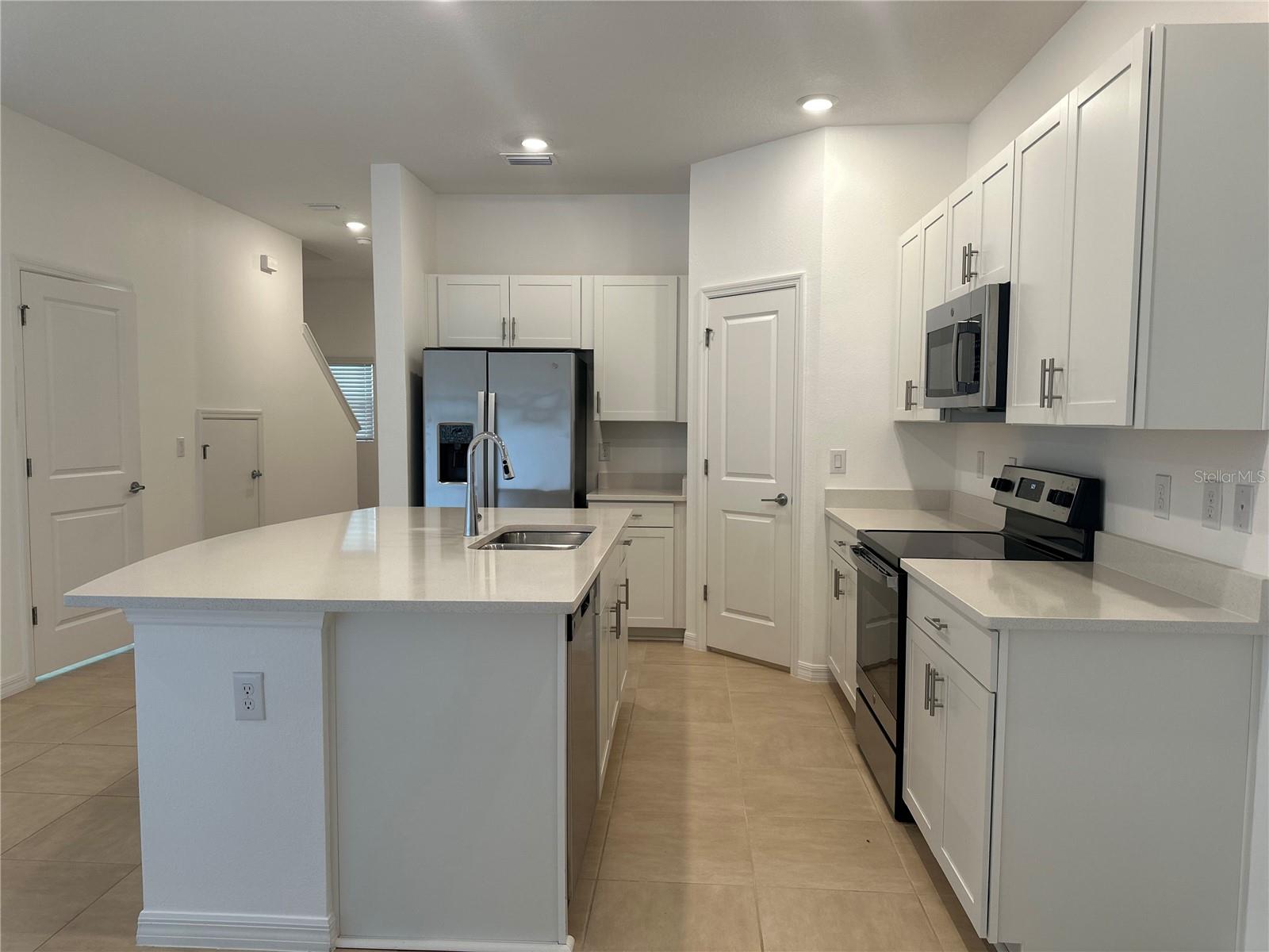 2358 PARAVANE WAY, WESLEY CHAPEL, FL, 33543