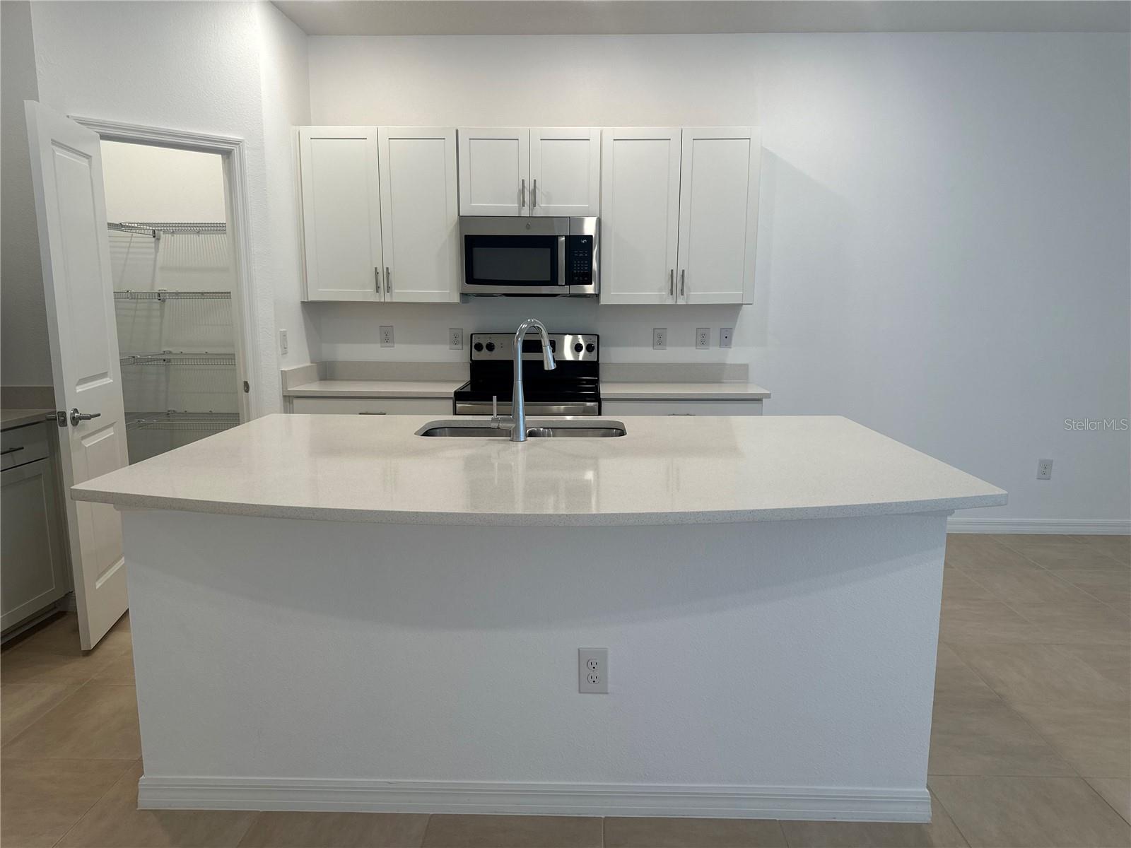 2358 PARAVANE WAY, WESLEY CHAPEL, FL, 33543