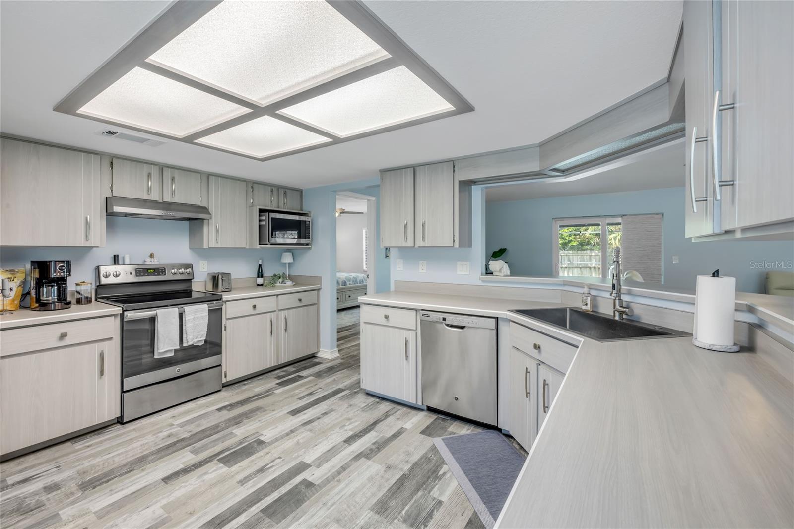 2418 NEEDLE PALM DR, EDGEWATER, FL, 32141