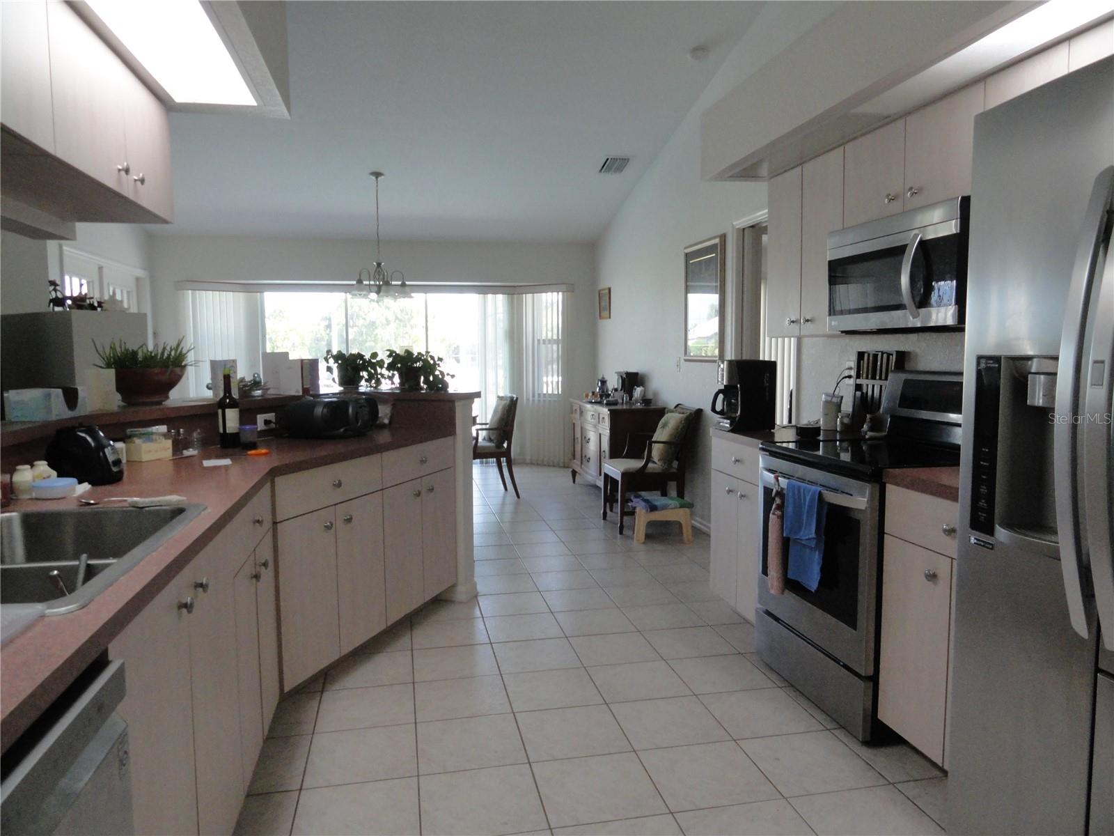 428 BOUNDARY BLVD, ROTONDA WEST, FL, 33947