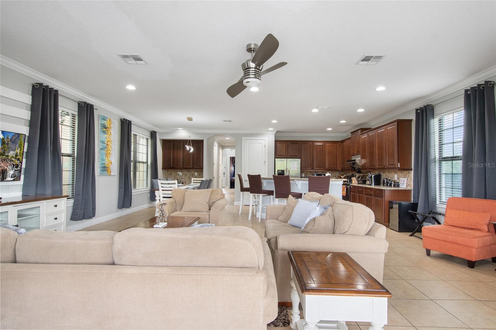945 DESERT MOUNTAIN CT, REUNION, FL, 34747