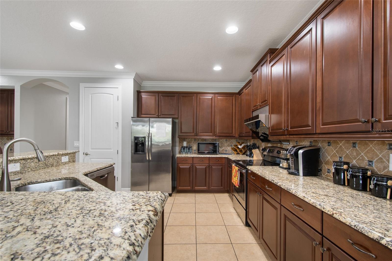 945 DESERT MOUNTAIN CT, REUNION, FL, 34747