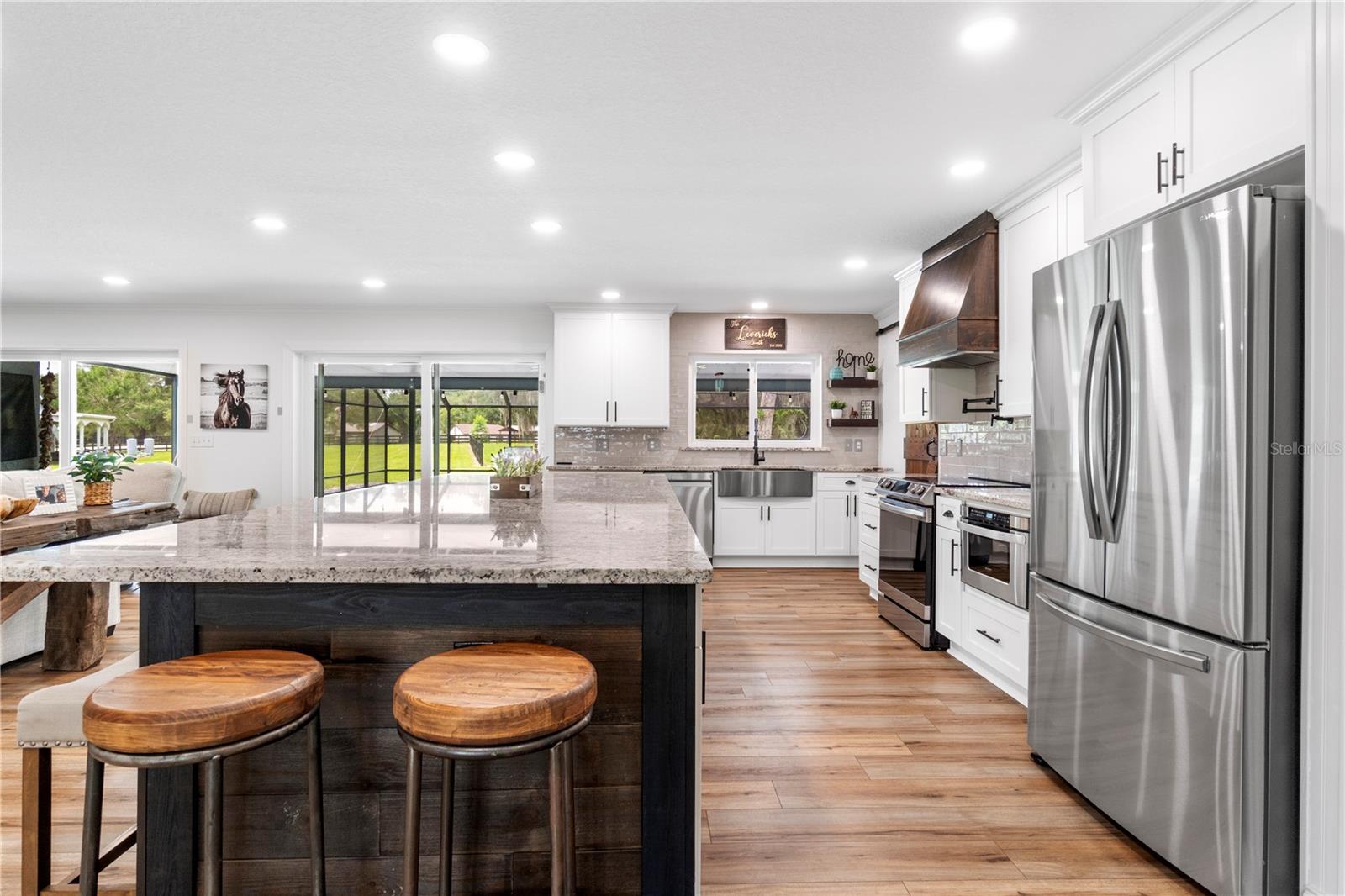 24 LAKE WOOD CIR, OCALA, FL, 34482