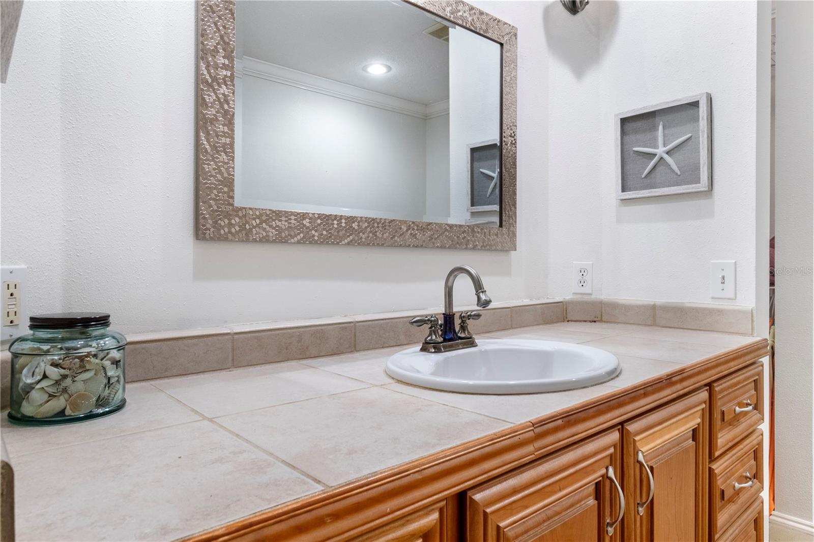 24 LAKE WOOD CIR, OCALA, FL, 34482