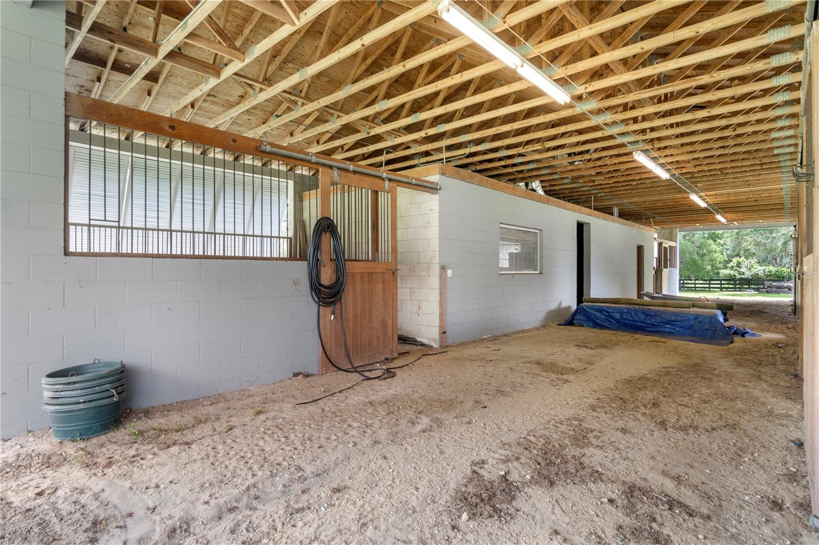 24 LAKE WOOD CIR, OCALA, FL, 34482