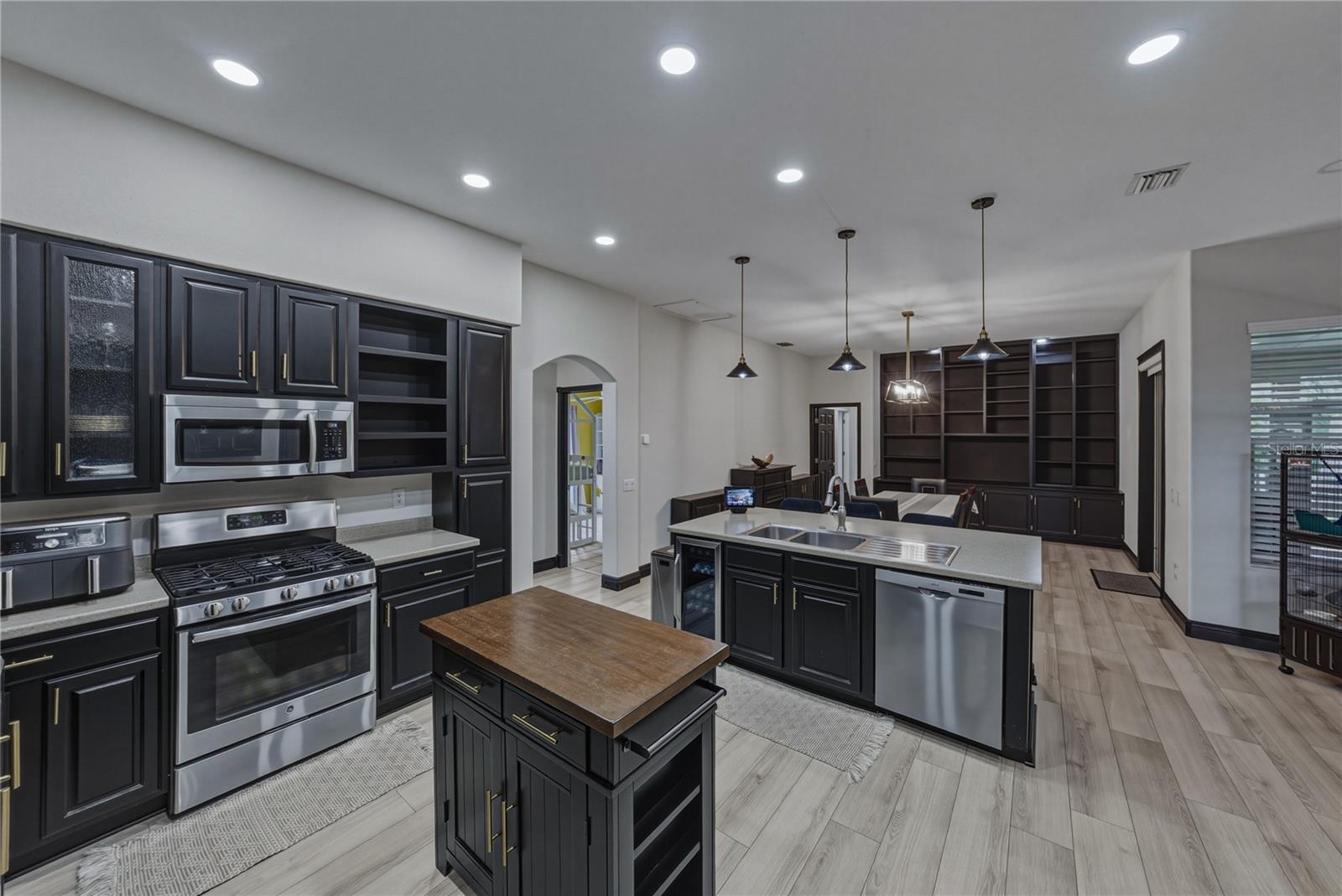 1808 TANGLEDVINE DR, WESLEY CHAPEL, FL, 33543