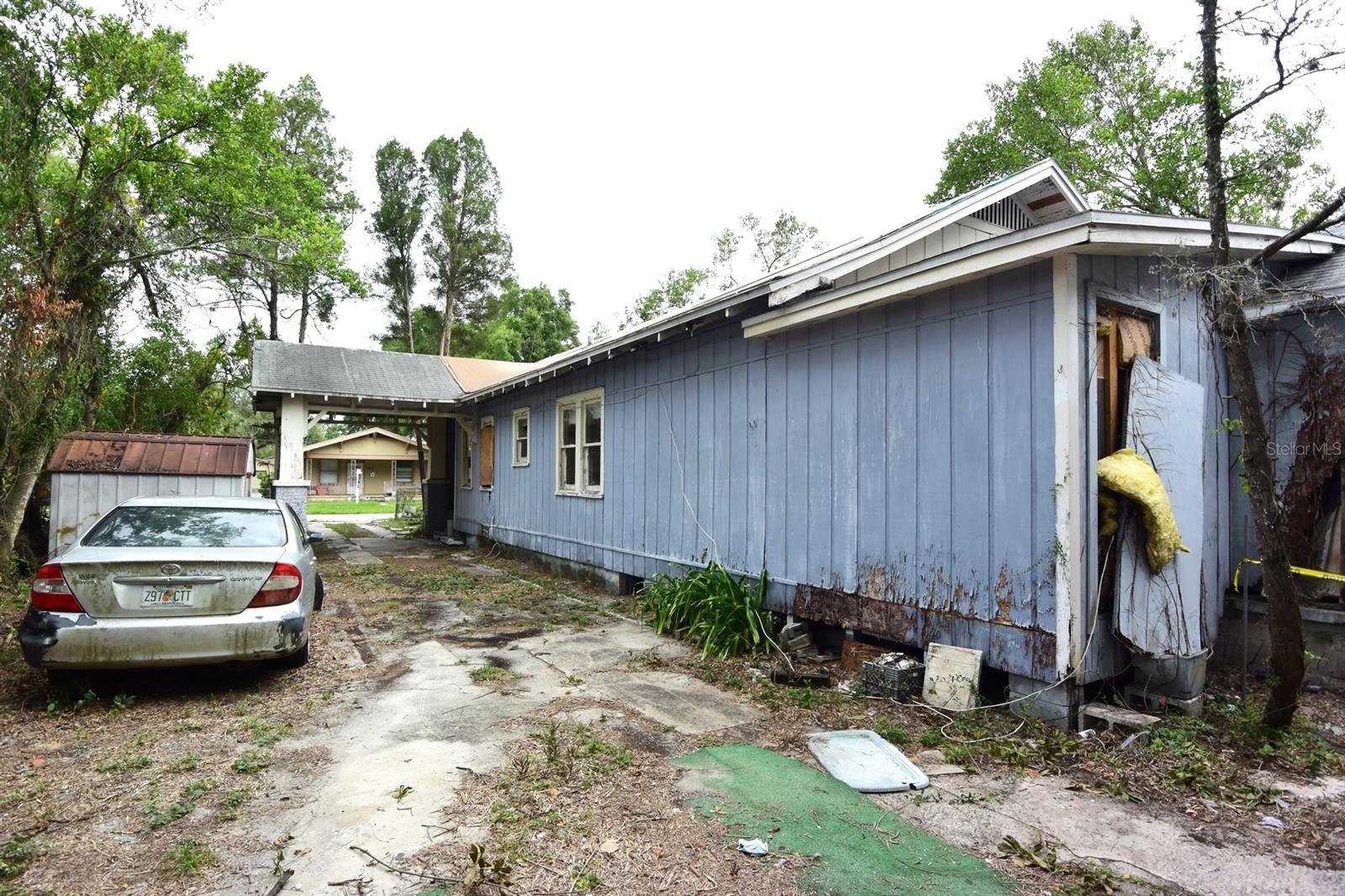 111 W POWHATAN AVE, TAMPA, FL, 33604