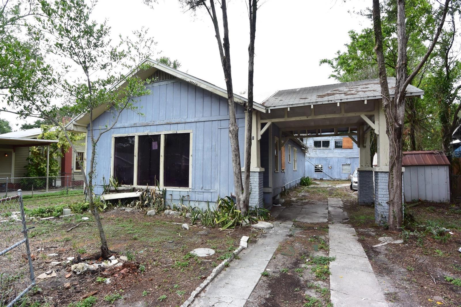 111 W POWHATAN AVE, TAMPA, FL, 33604