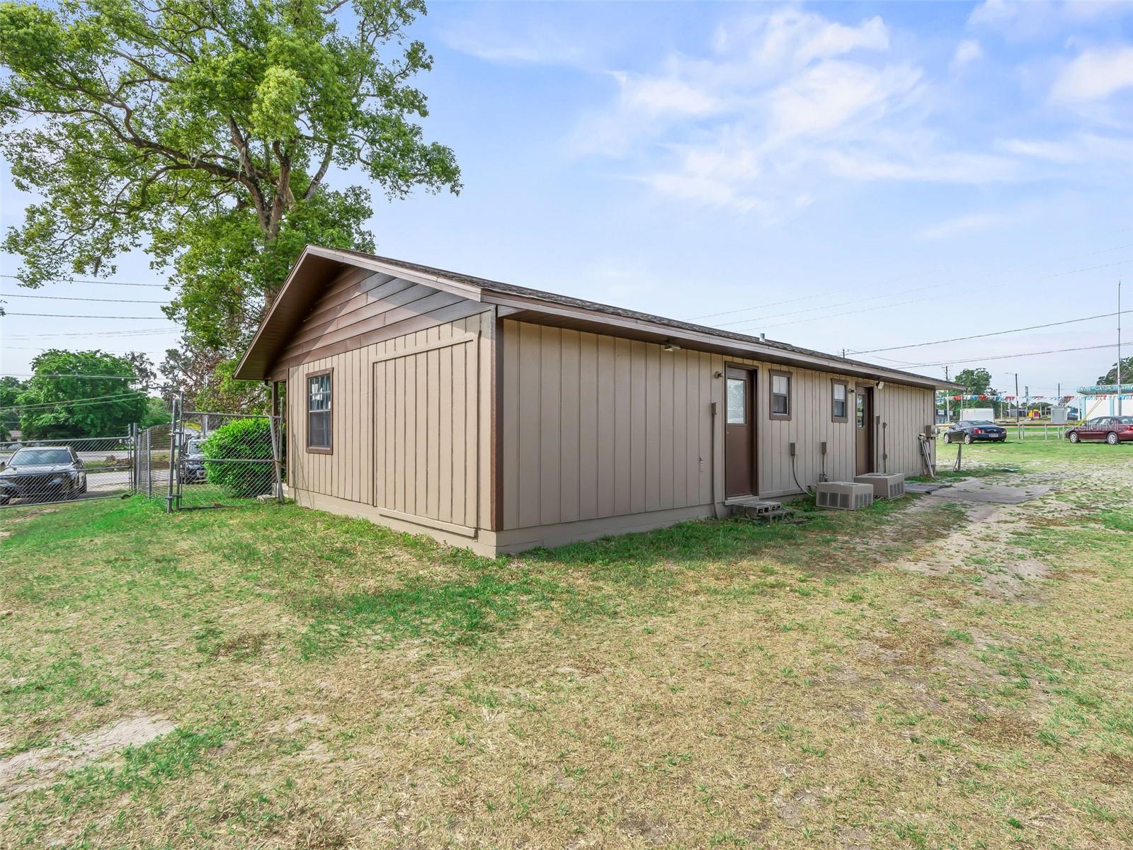 BELLEVIEW, FL, 34420