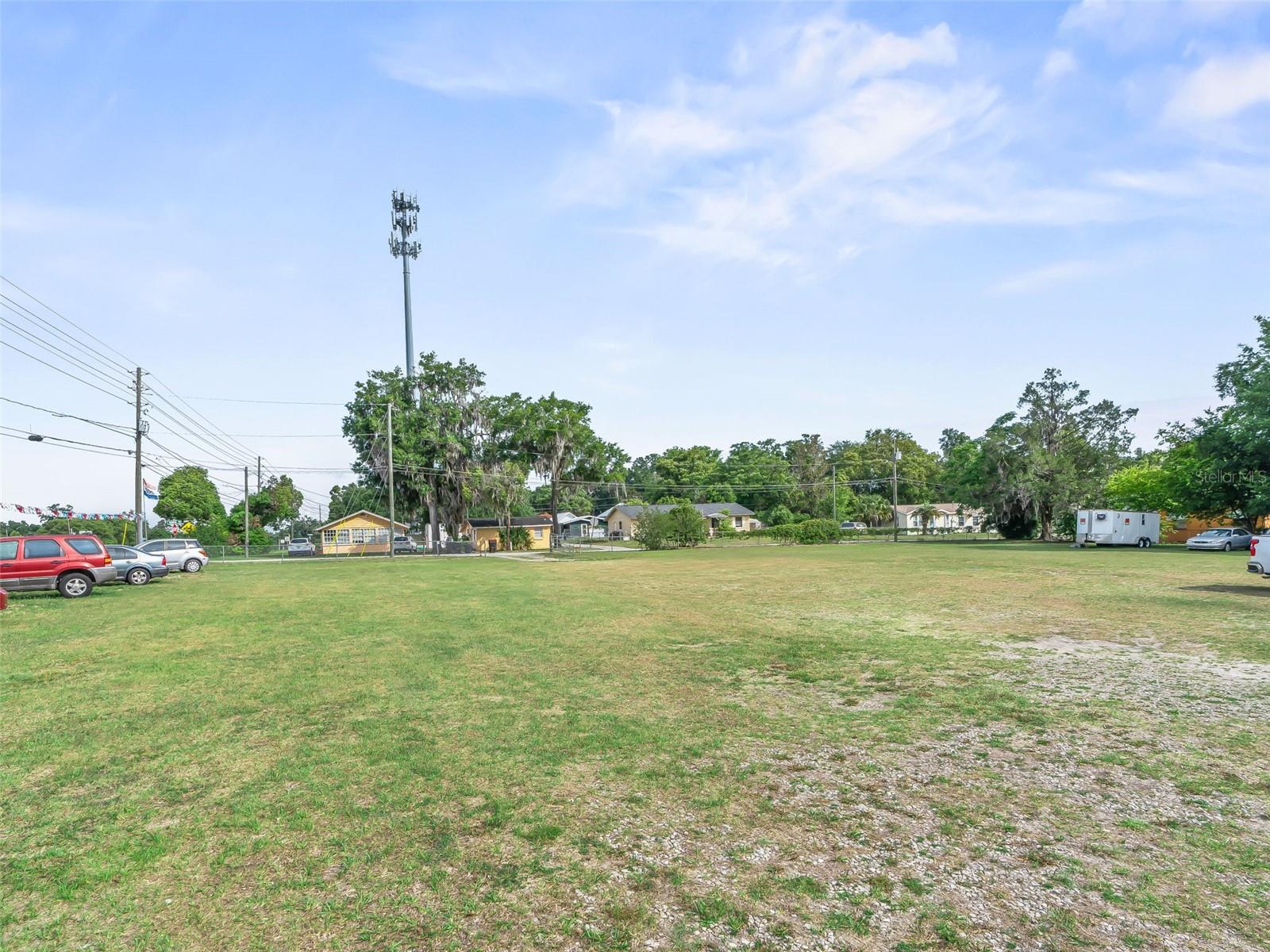 BELLEVIEW, FL, 34420