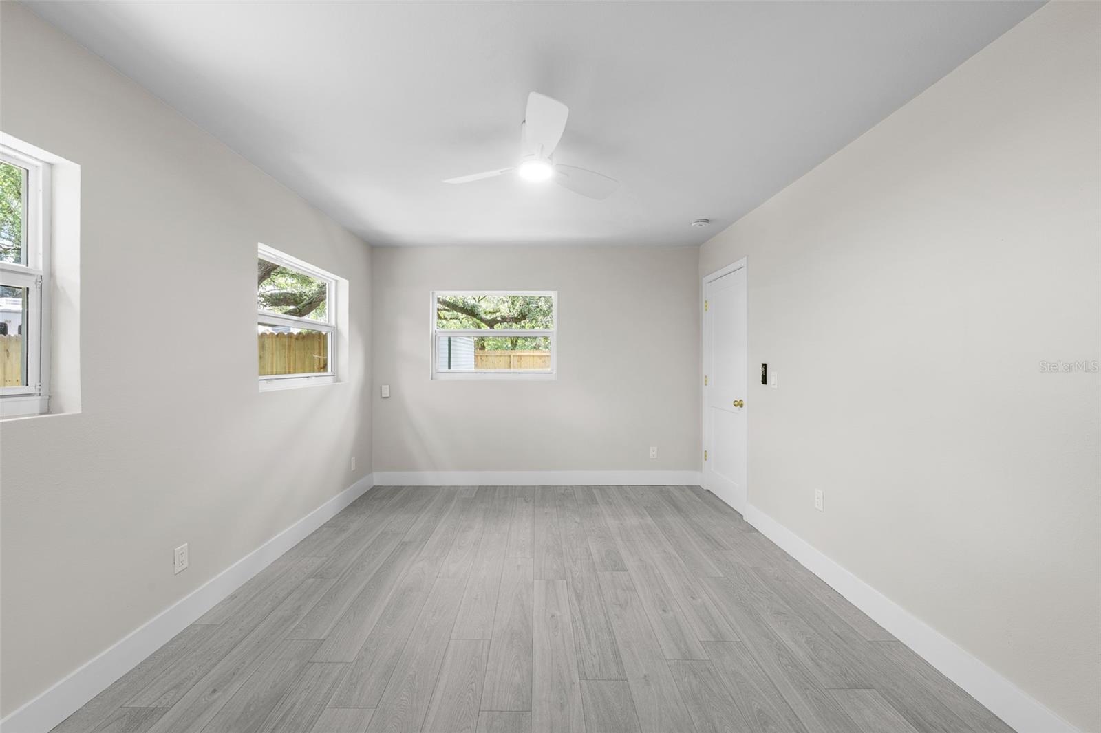 2001 E POWHATAN AVE, TAMPA, FL, 33610