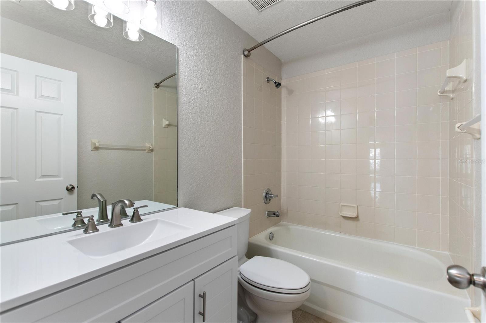 8270 PEAK AVE, LAKELAND, FL, 33810