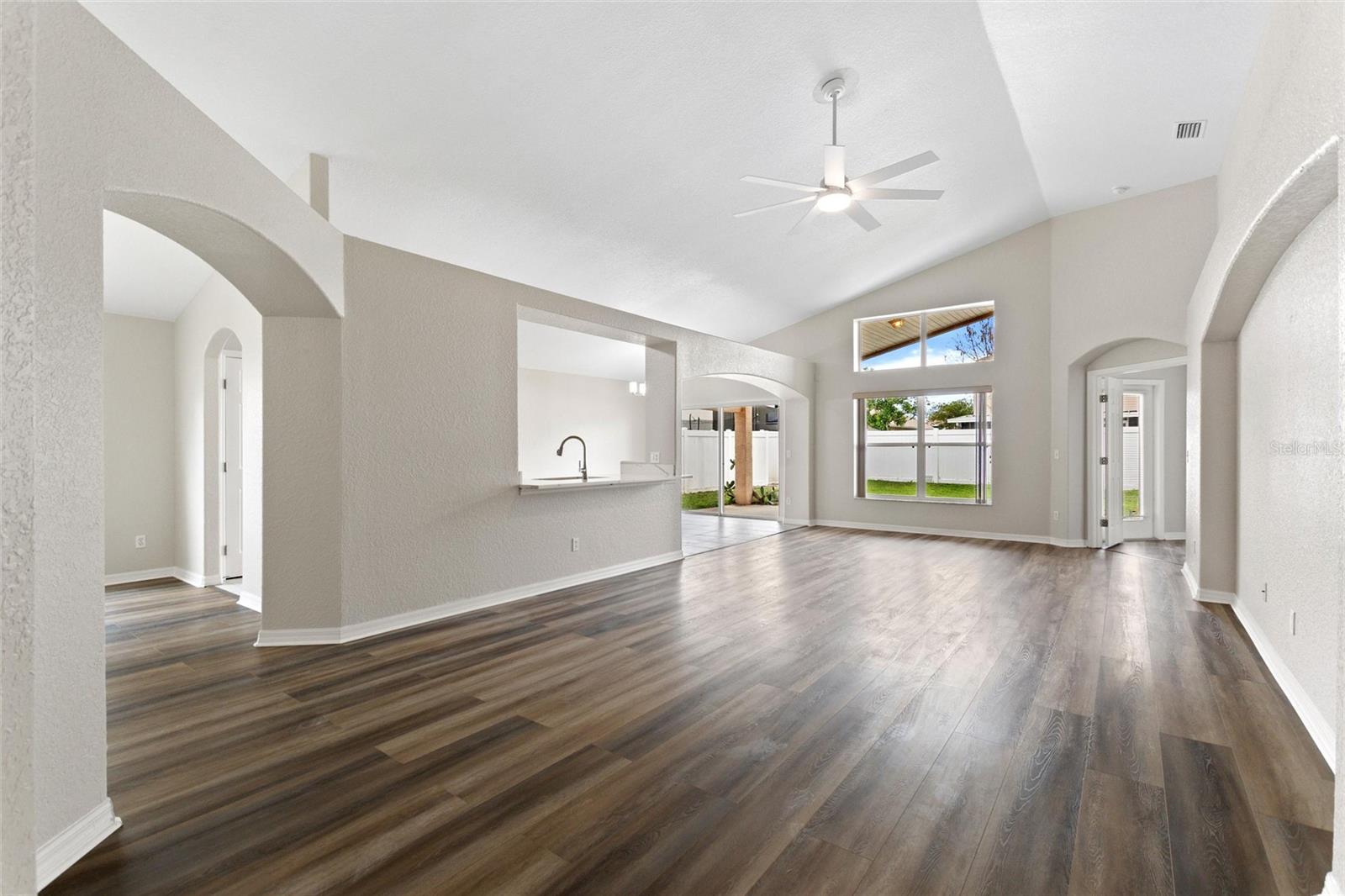 8270 PEAK AVE, LAKELAND, FL, 33810
