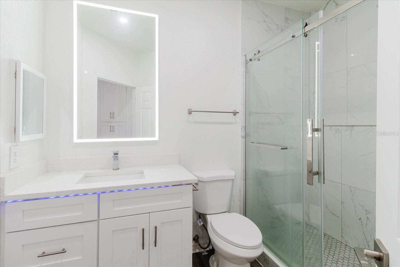 10019 COURTNEY PALMS BLVD #101, TAMPA, FL, 33619