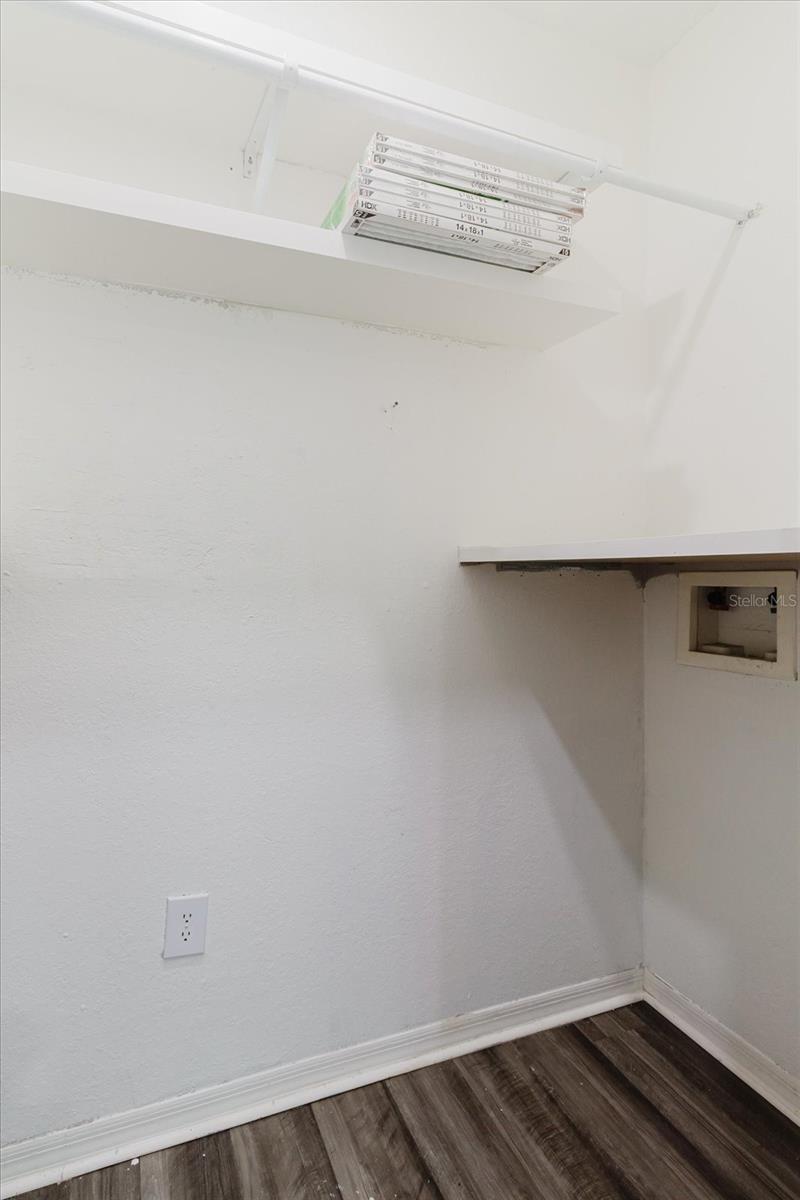 10019 COURTNEY PALMS BLVD #101, TAMPA, FL, 33619