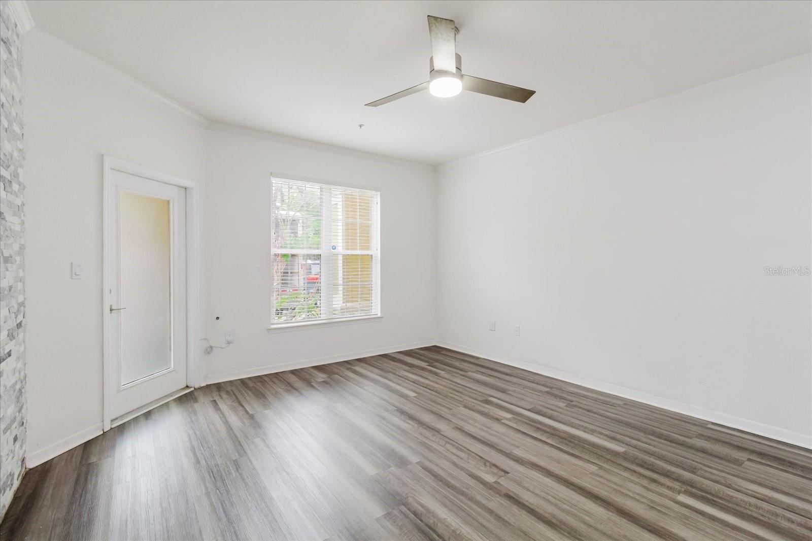 10019 COURTNEY PALMS BLVD #101, TAMPA, FL, 33619