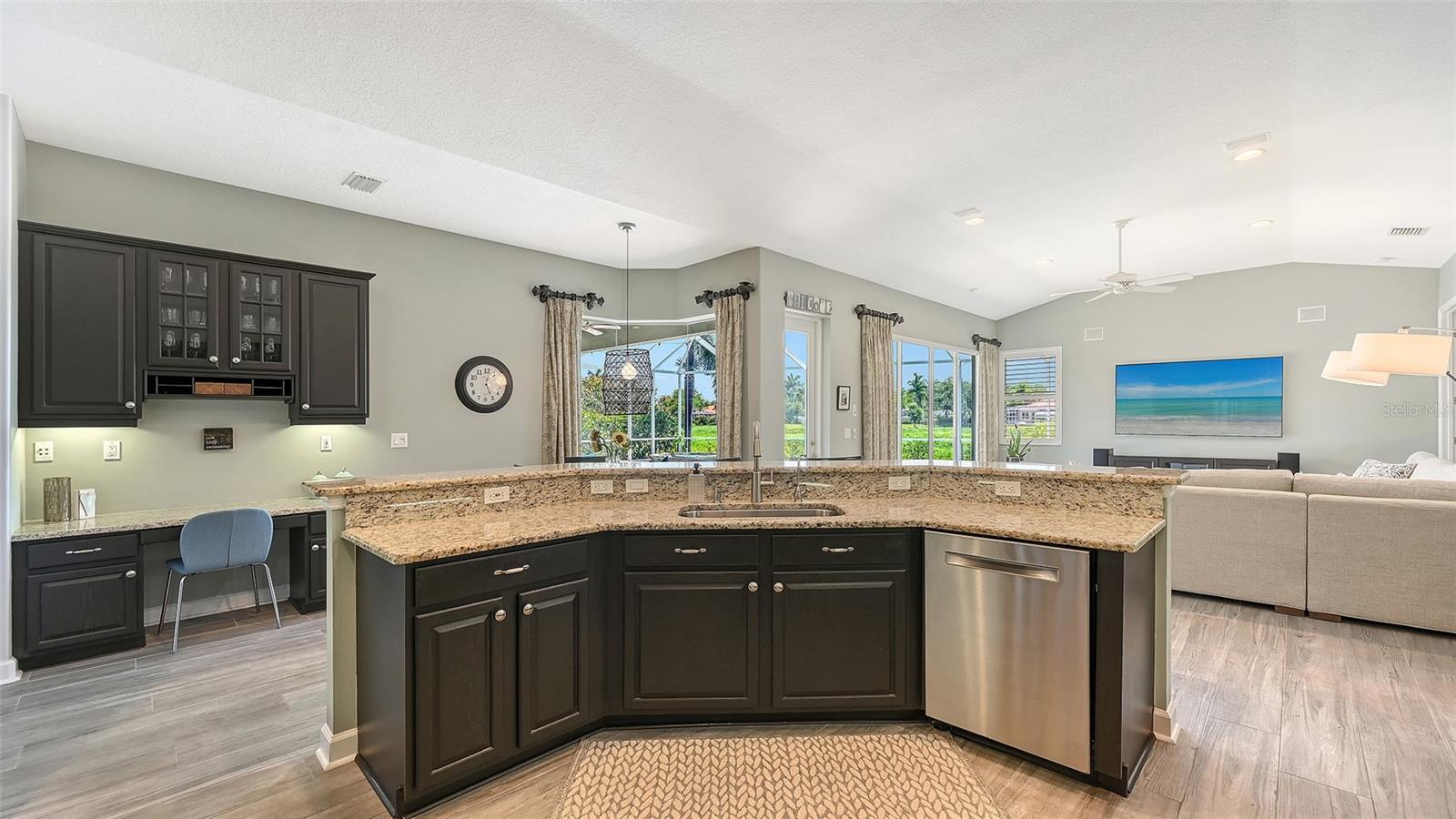 7151 WAINSCOTT CT, SARASOTA, FL, 34238