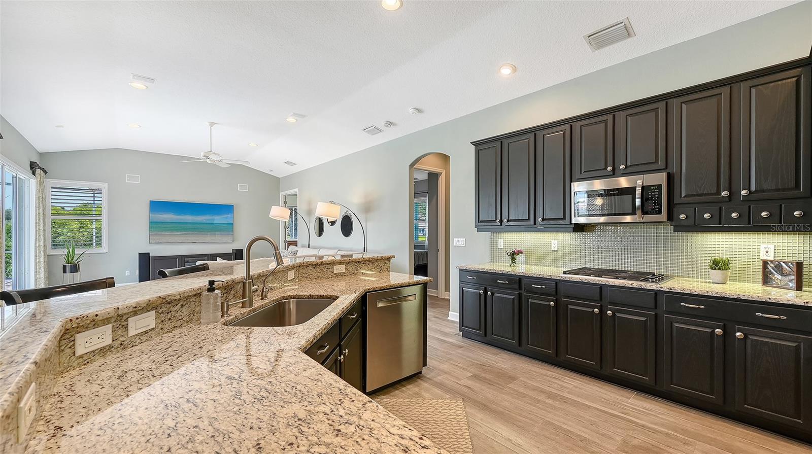 7151 WAINSCOTT CT, SARASOTA, FL, 34238