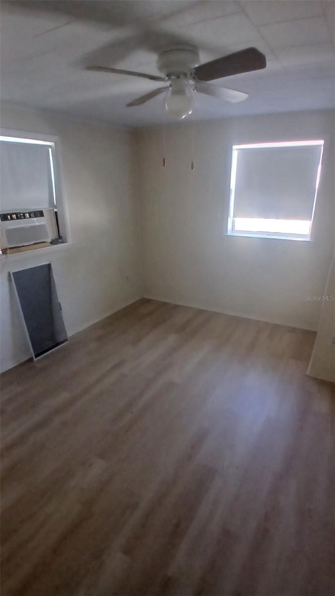 542 DIVISION ST, TARPON SPRINGS, FL, 34689