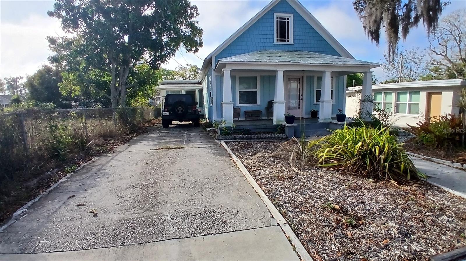 542 DIVISION ST, TARPON SPRINGS, FL, 34689