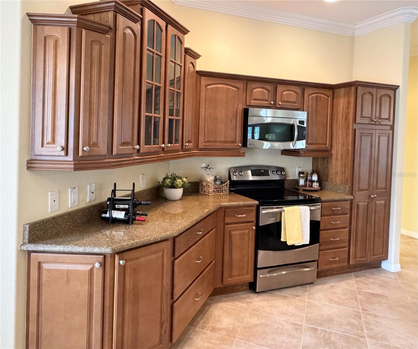 2028 ABORDALE LN, THE VILLAGES, FL, 32162