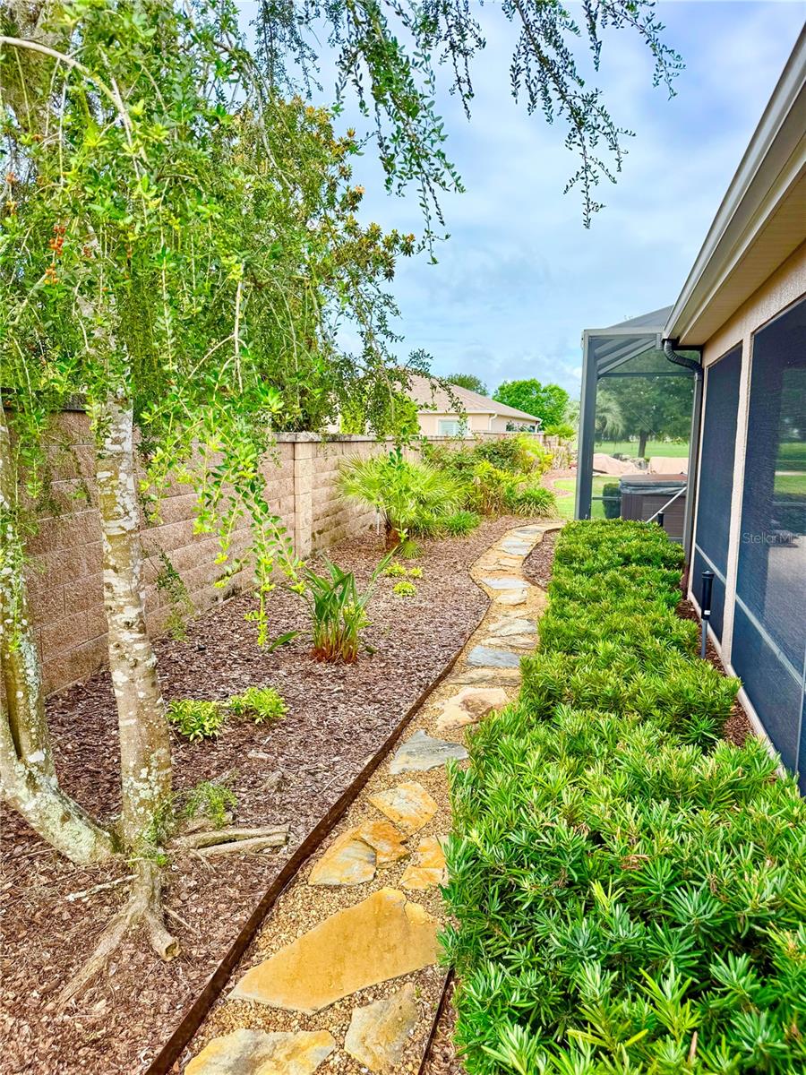 2028 ABORDALE LN, THE VILLAGES, FL, 32162