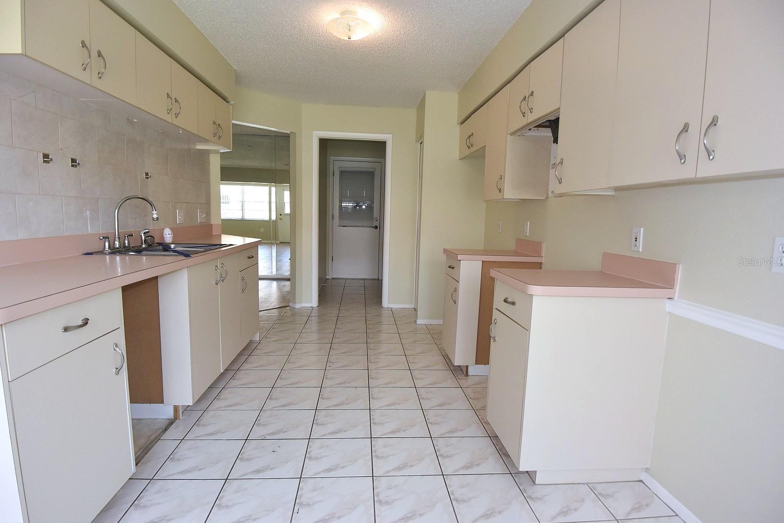9027 WARWICK LN, NEW PORT RICHEY, FL, 34655