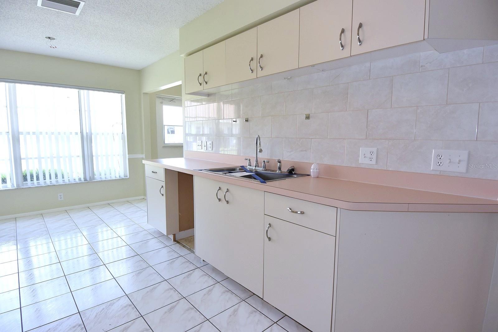 9027 WARWICK LN, NEW PORT RICHEY, FL, 34655