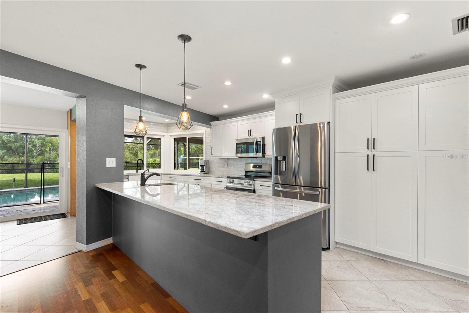 4308 MIDDLE LAKE DR, TAMPA, FL, 33624