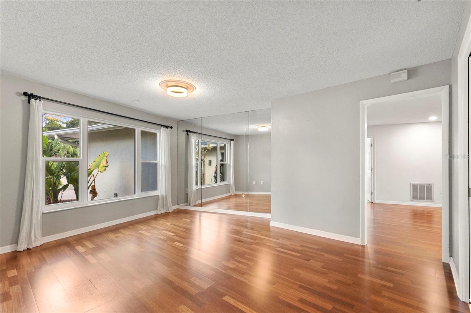 4308 MIDDLE LAKE DR, TAMPA, FL, 33624