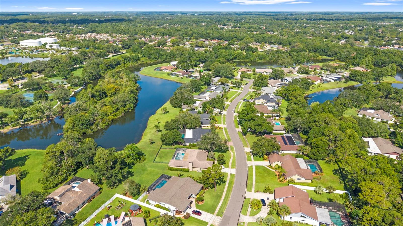 4308 MIDDLE LAKE DR, TAMPA, FL, 33624