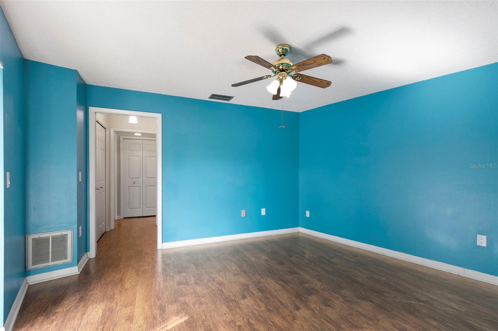 4308 MIDDLE LAKE DR, TAMPA, FL, 33624