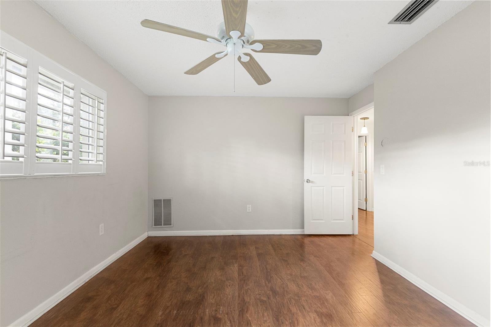 4308 MIDDLE LAKE DR, TAMPA, FL, 33624