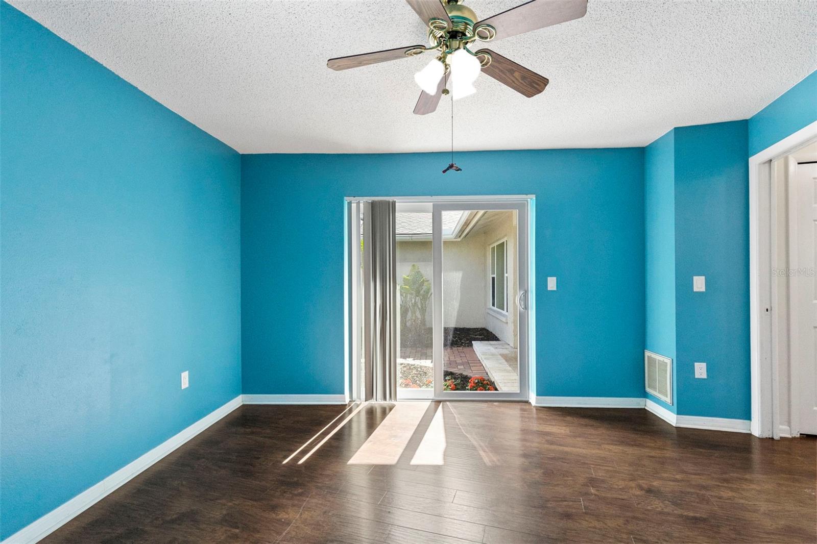 4308 MIDDLE LAKE DR, TAMPA, FL, 33624
