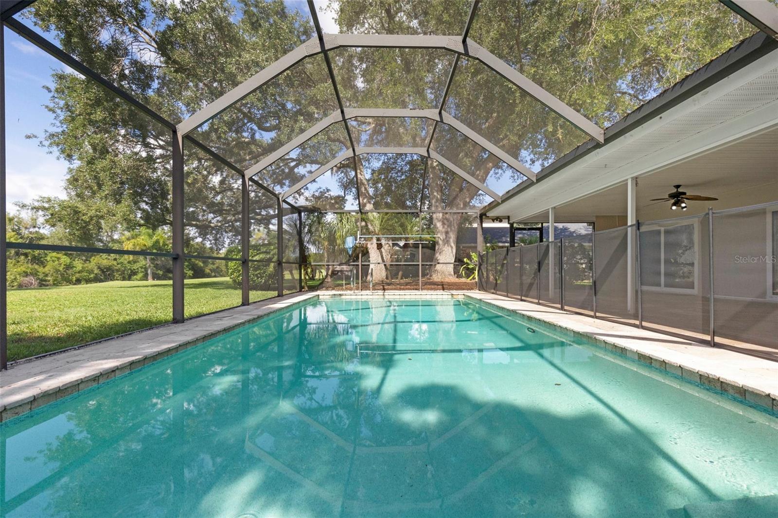 4308 MIDDLE LAKE DR, TAMPA, FL, 33624
