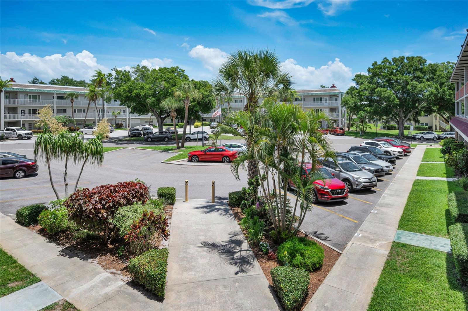 2072 AUSTRALIA WAY W #32, CLEARWATER, FL, 33763
