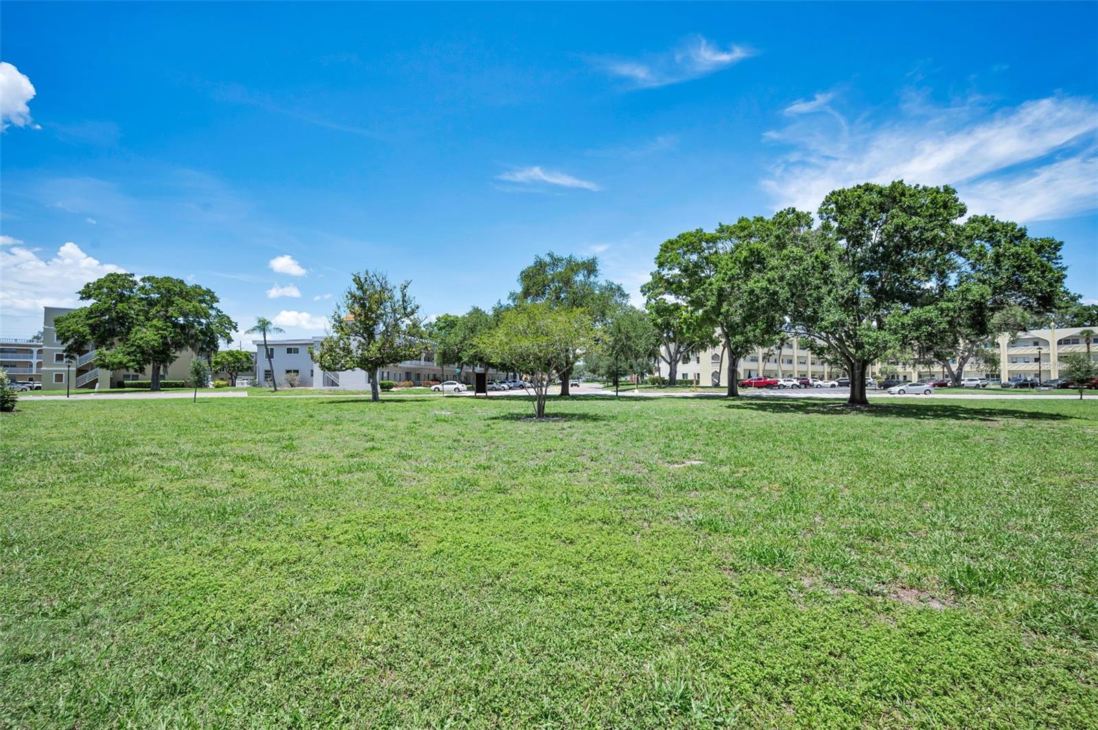2072 AUSTRALIA WAY W #32, CLEARWATER, FL, 33763