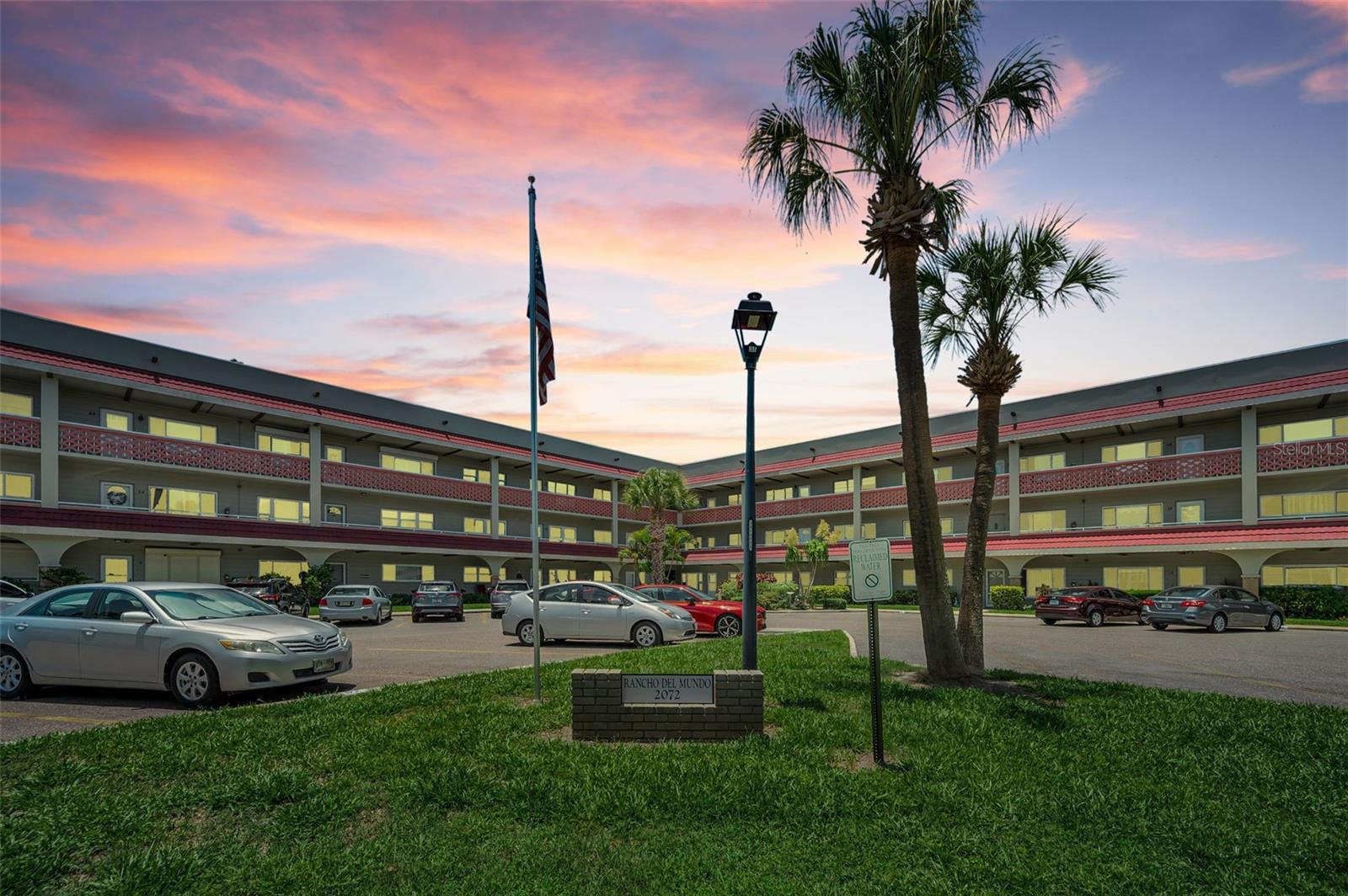 2072 AUSTRALIA WAY W #32, CLEARWATER, FL, 33763