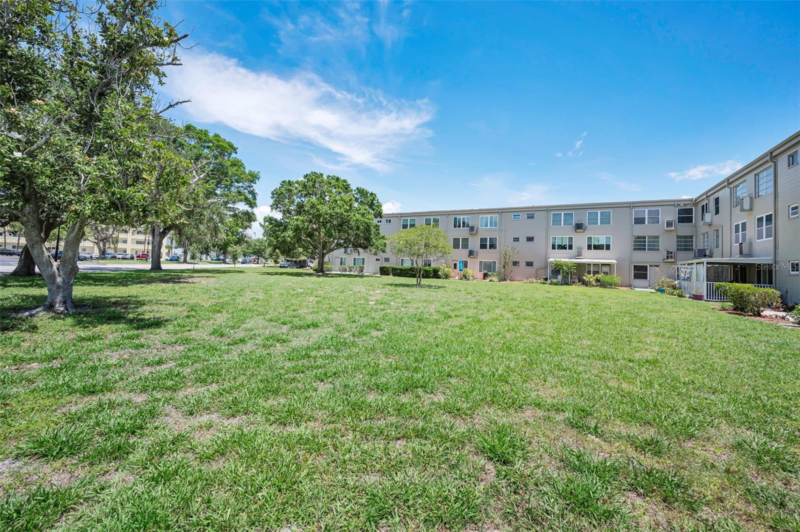 2072 AUSTRALIA WAY W #32, CLEARWATER, FL, 33763