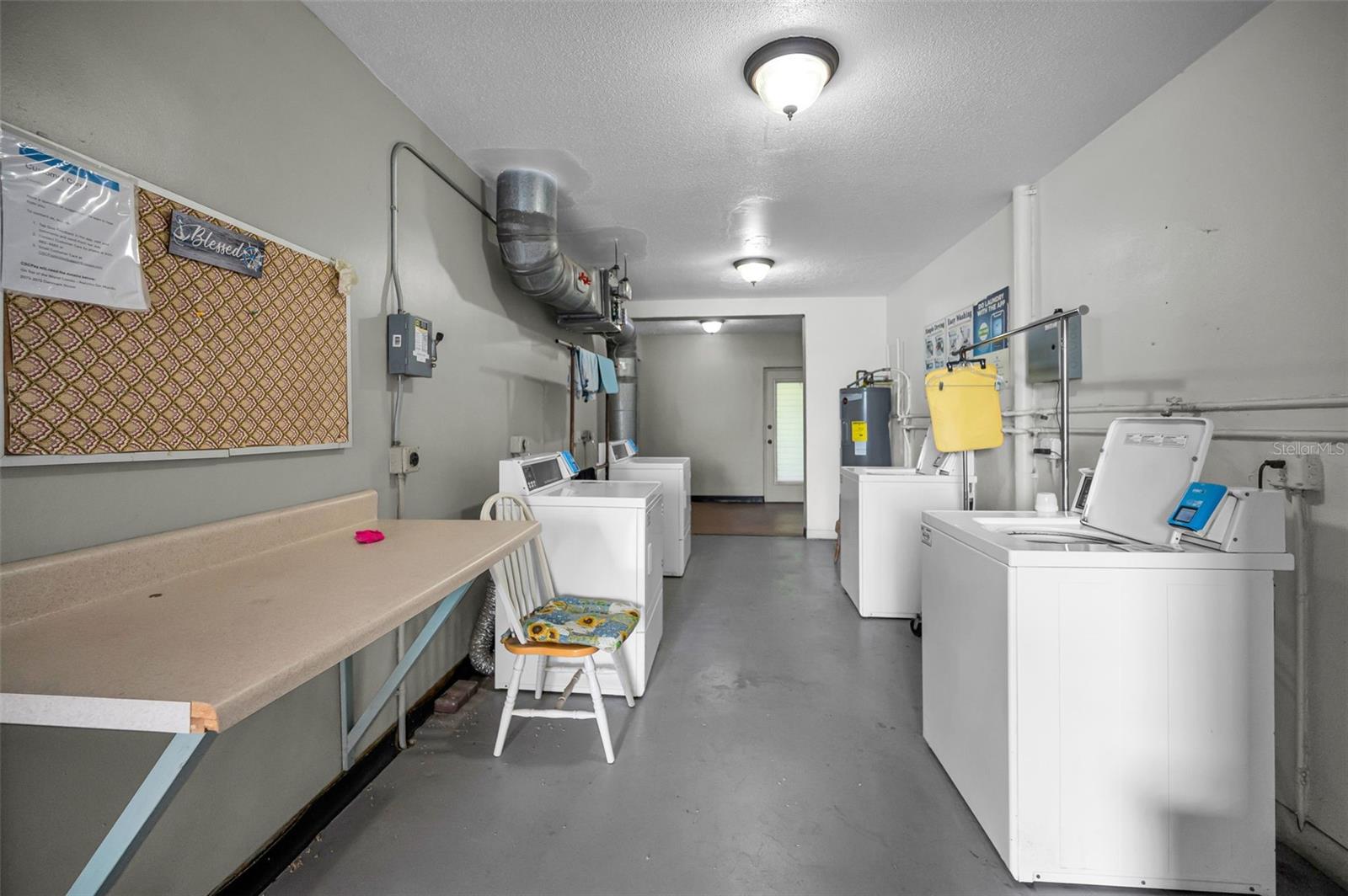 2072 AUSTRALIA WAY W #32, CLEARWATER, FL, 33763
