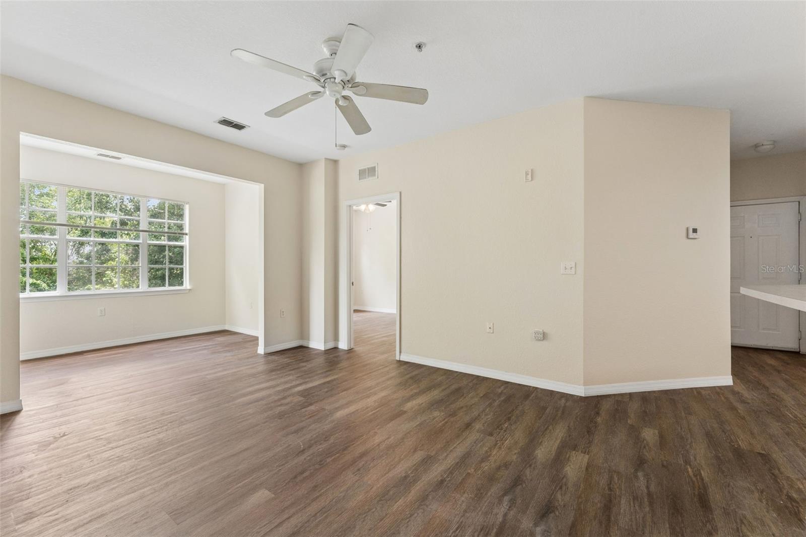 8136 CLAIRE ANN DR #207, ORLANDO, FL, 32825