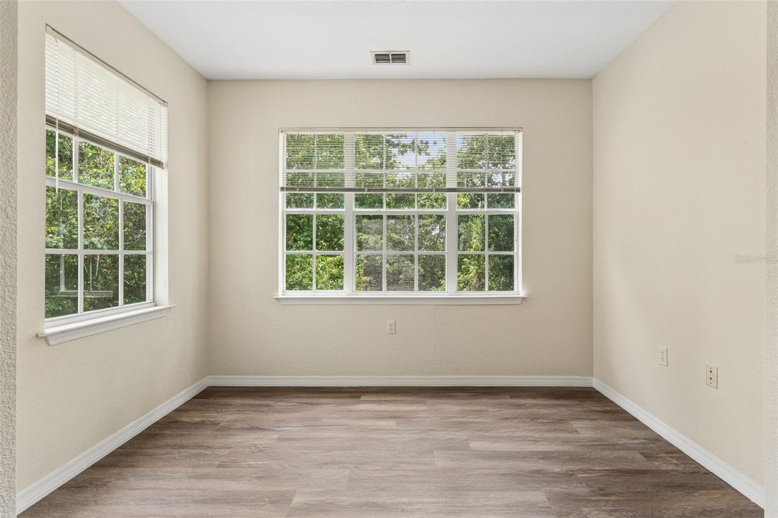 8136 CLAIRE ANN DR #207, ORLANDO, FL, 32825