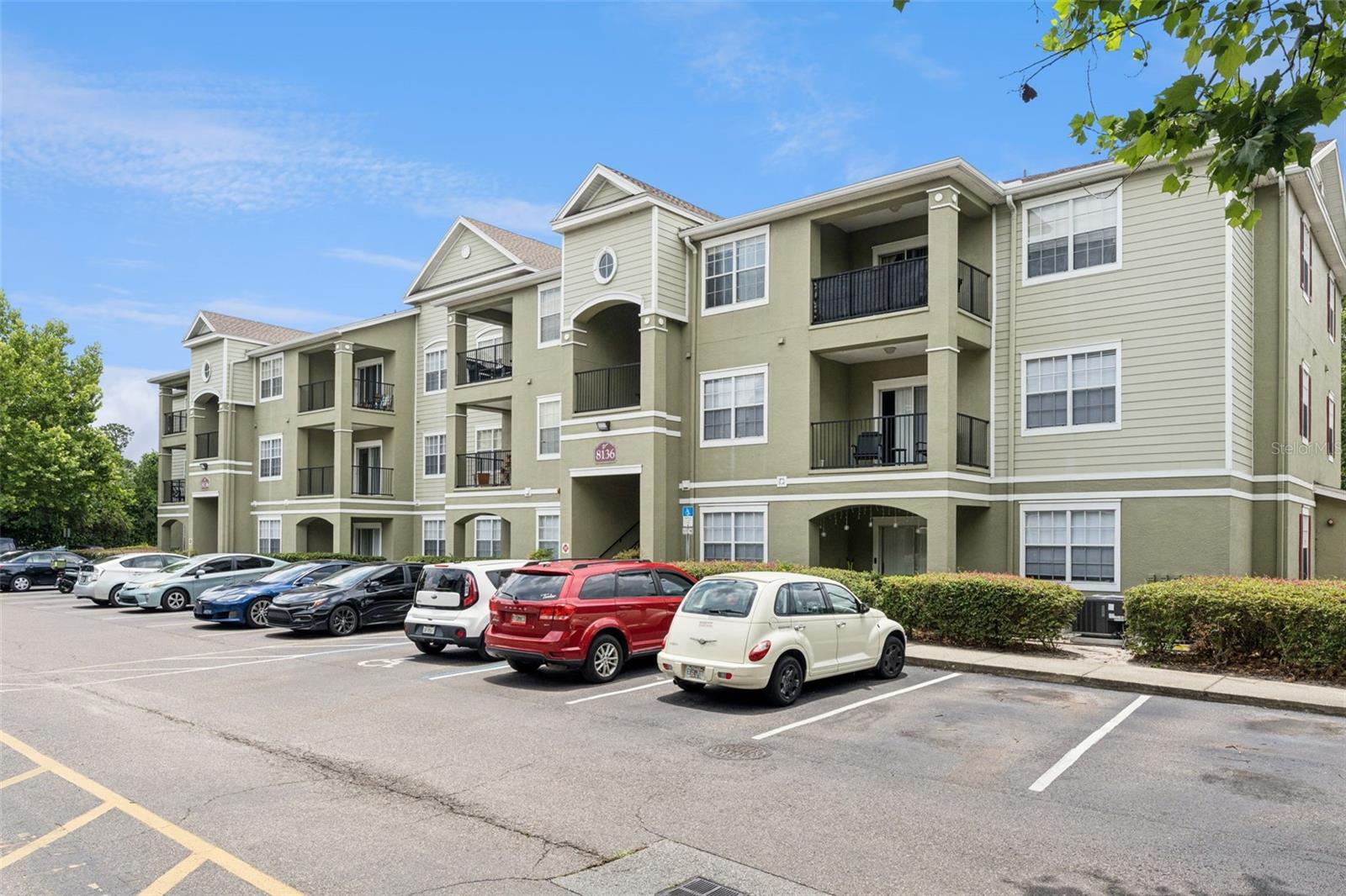 8136 CLAIRE ANN DR #207, ORLANDO, FL, 32825