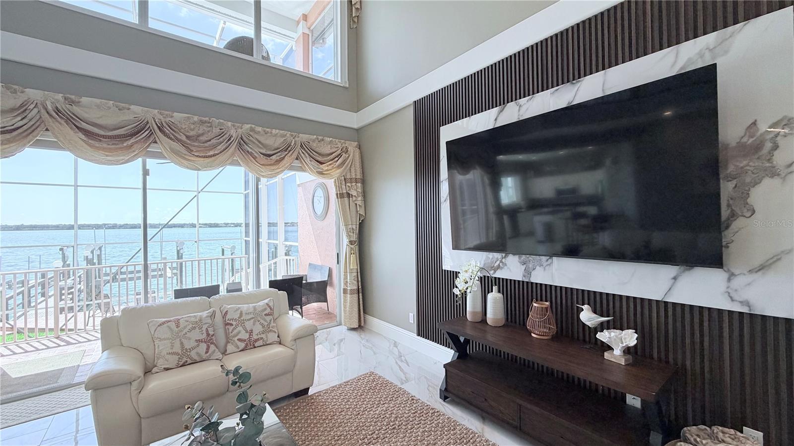 218 SAND KEY ESTATES DR, CLEARWATER BEACH, FL, 33767